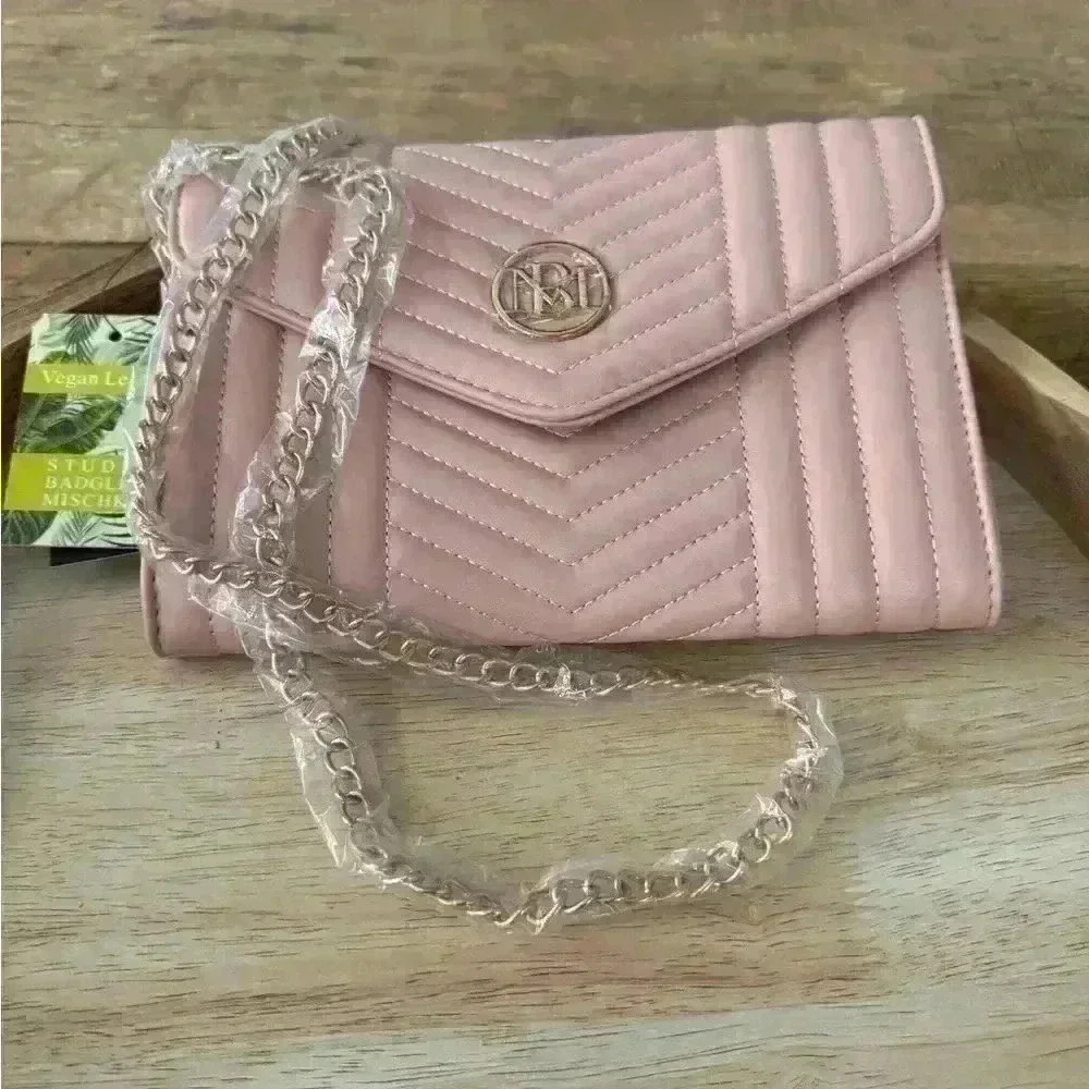 BADGLEY MISHKA Quilted Cossbody Purse ~ Blush ~ NWT! - Picture 8 of 9